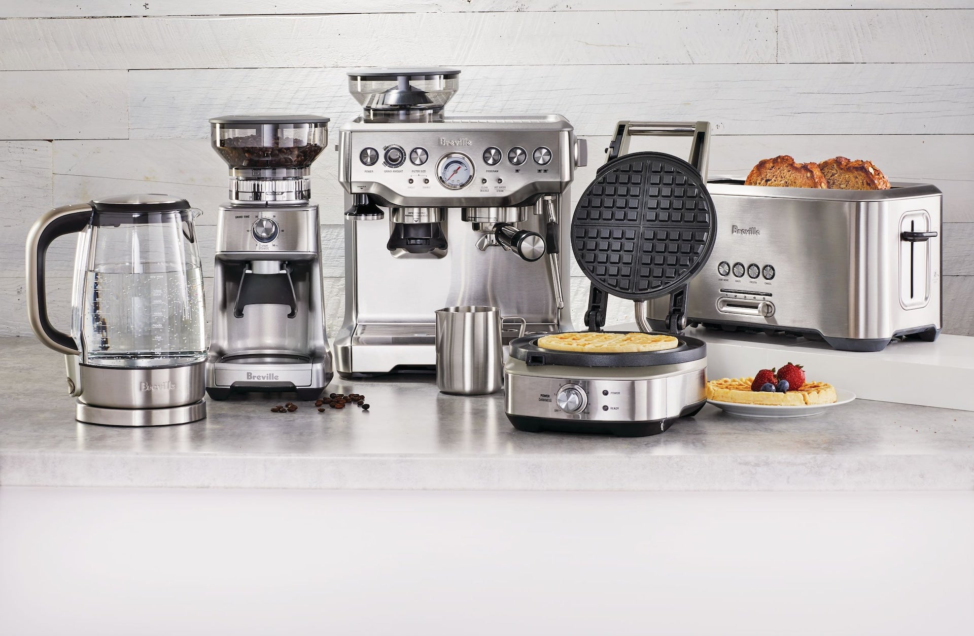Breville ‘A Bit More’ 4-Slice Toaster, Brushed Stainless Steel